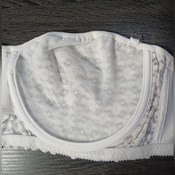 Olga Strapless Underwire Stretch Lace Bra 38D - Picture 12 of 16